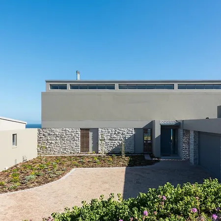 Romans Villa-2